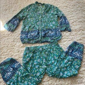 Women's Floral Green & Blue Pajama Set